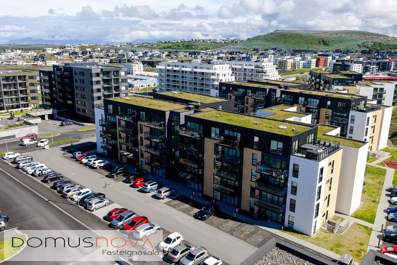 Áshamar 52, 221 Hafnarfjörður