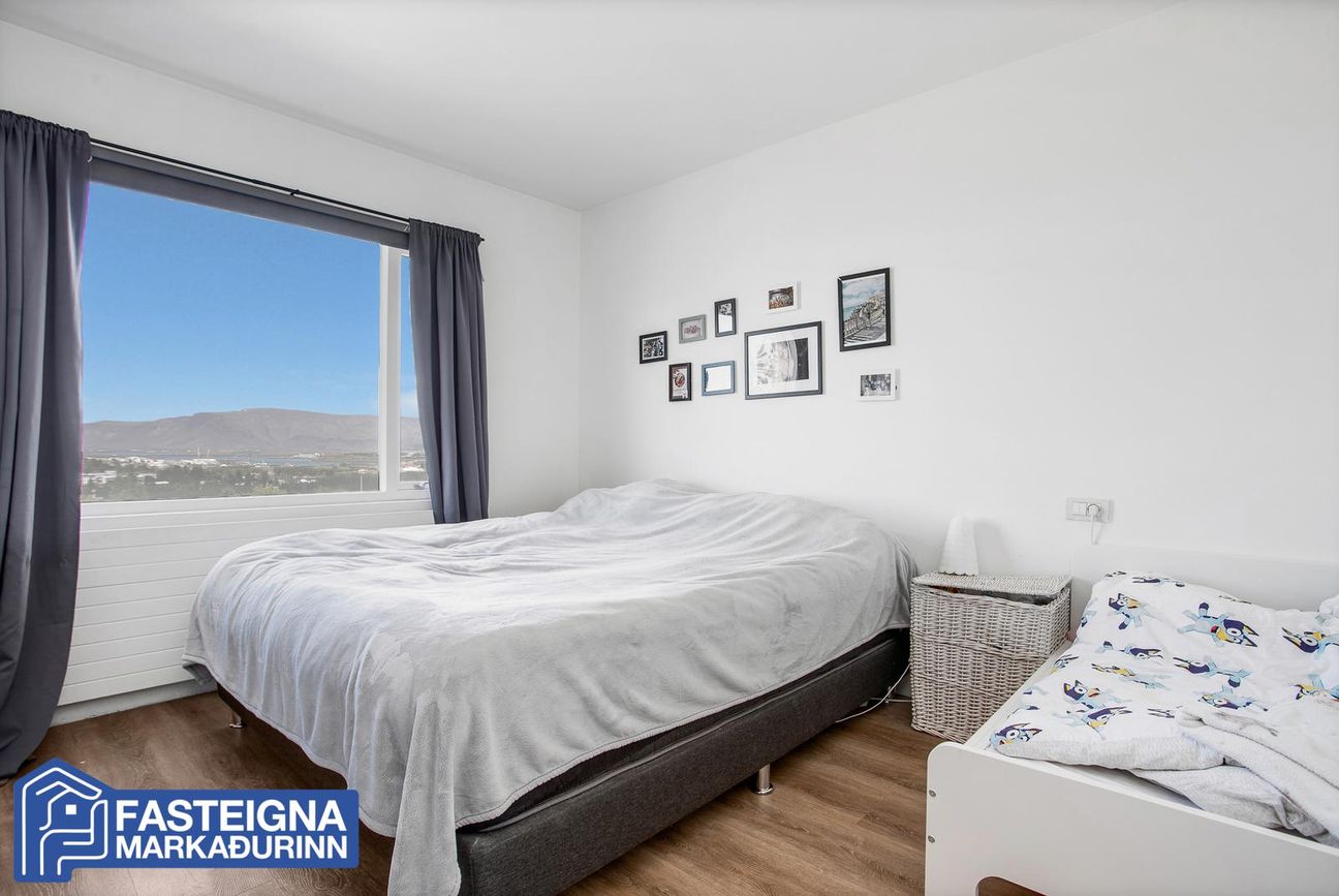 Efstihjalli 7 - 0201, 200 Kópavogur