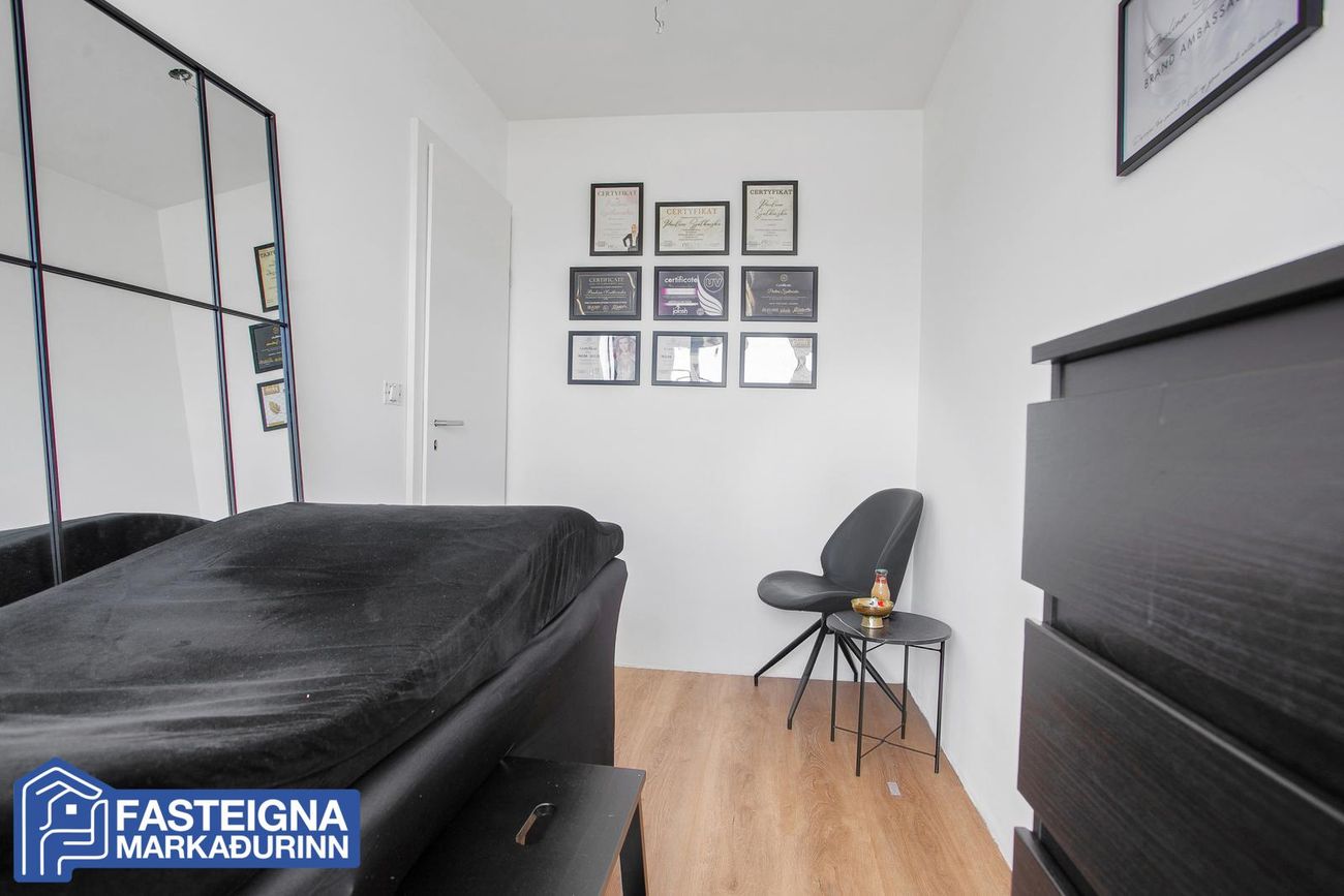 Efstihjalli 7 - 0201, 200 Kópavogur