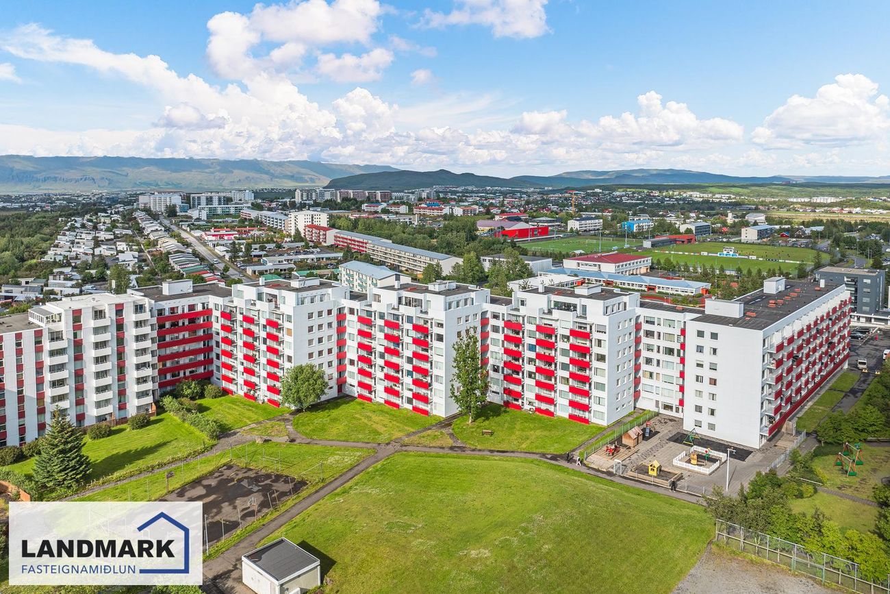 Asparfell 8, 111 Reykjavík