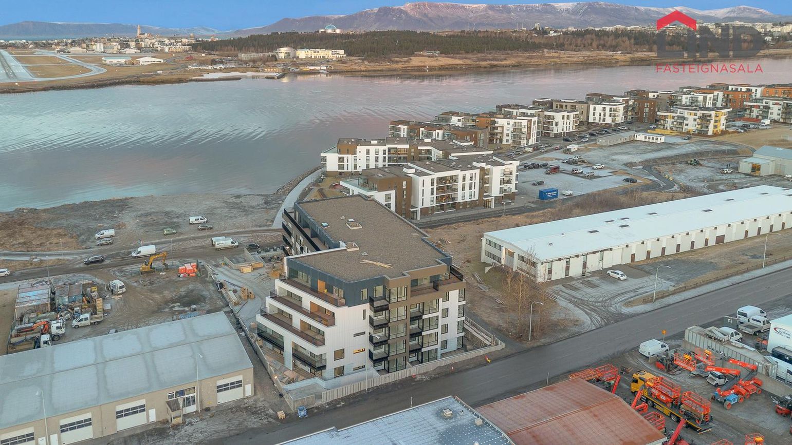Hafnarbraut 18B, 200 Kópavogur