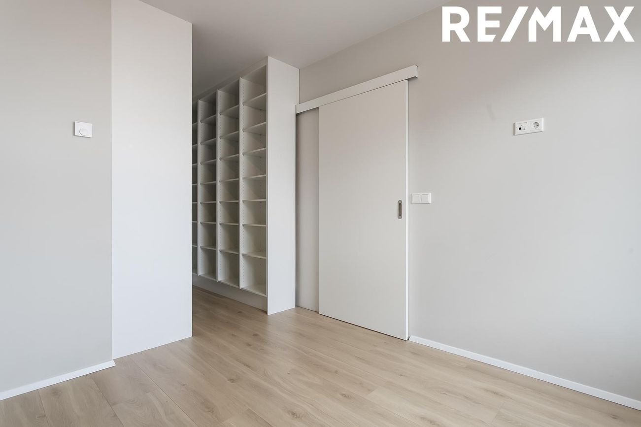 Mýrargata 37, 101 Reykjavík