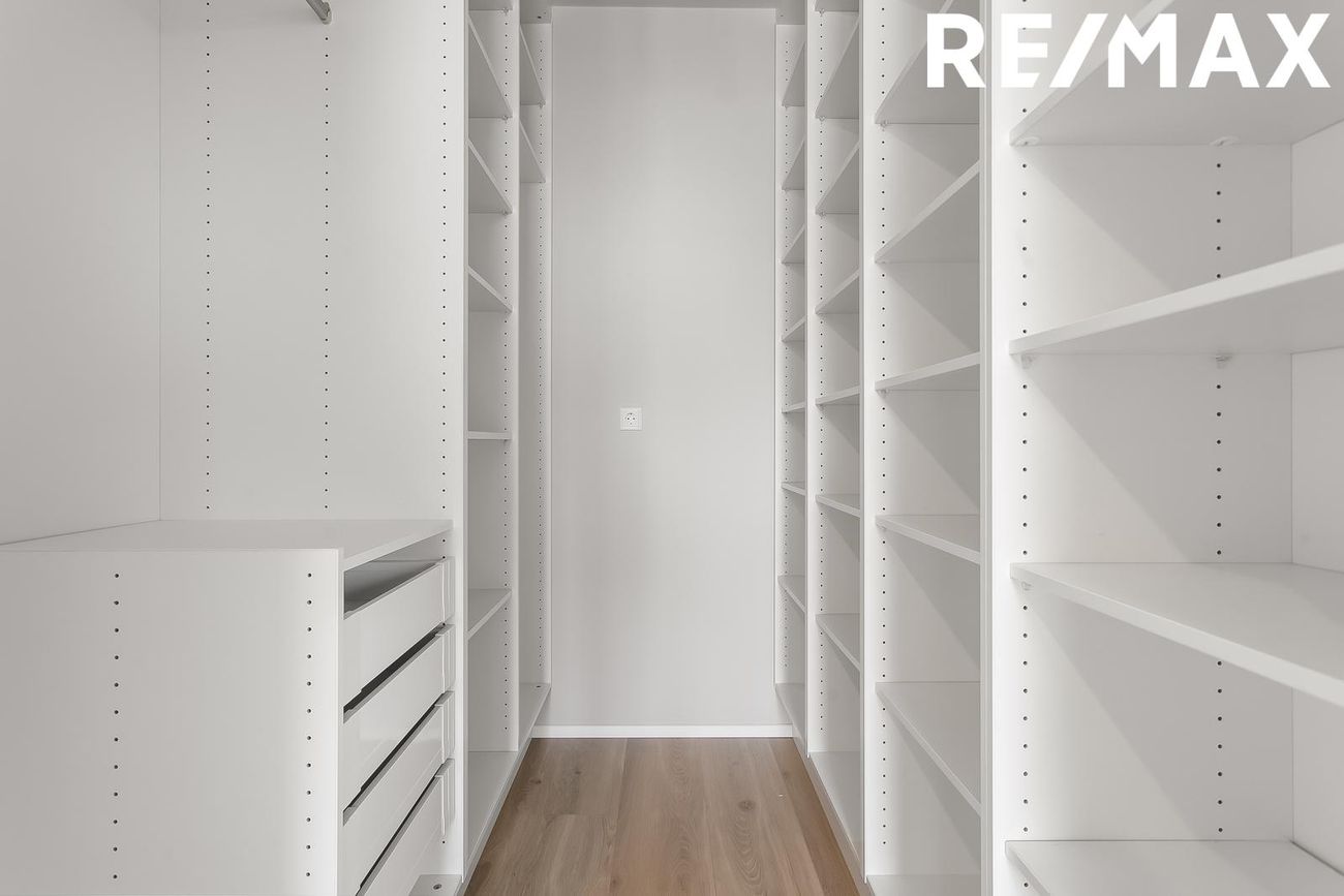 Mýrargata 37, 101 Reykjavík