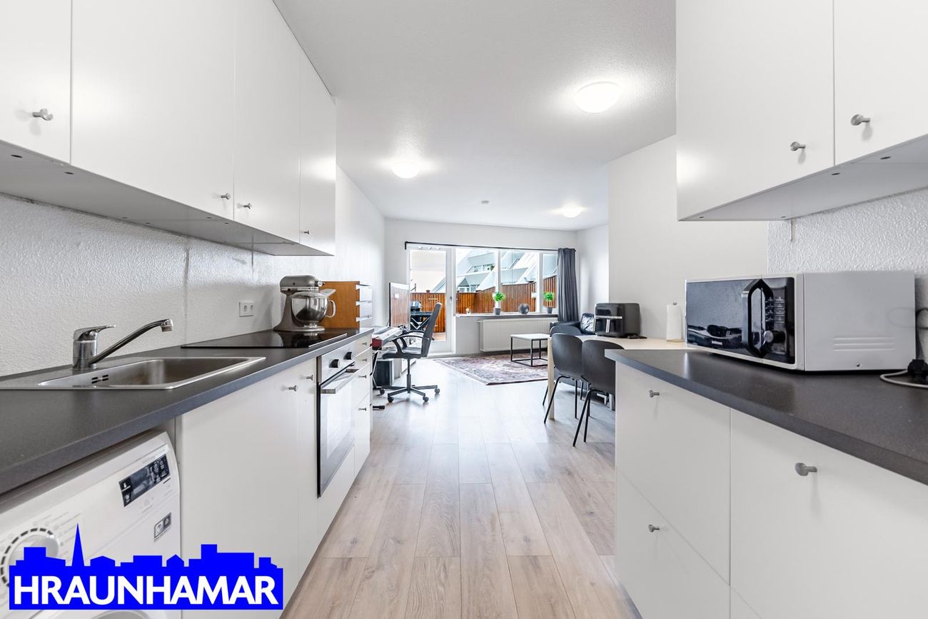 Hvammabraut 12, 220 Hafnarfjörður