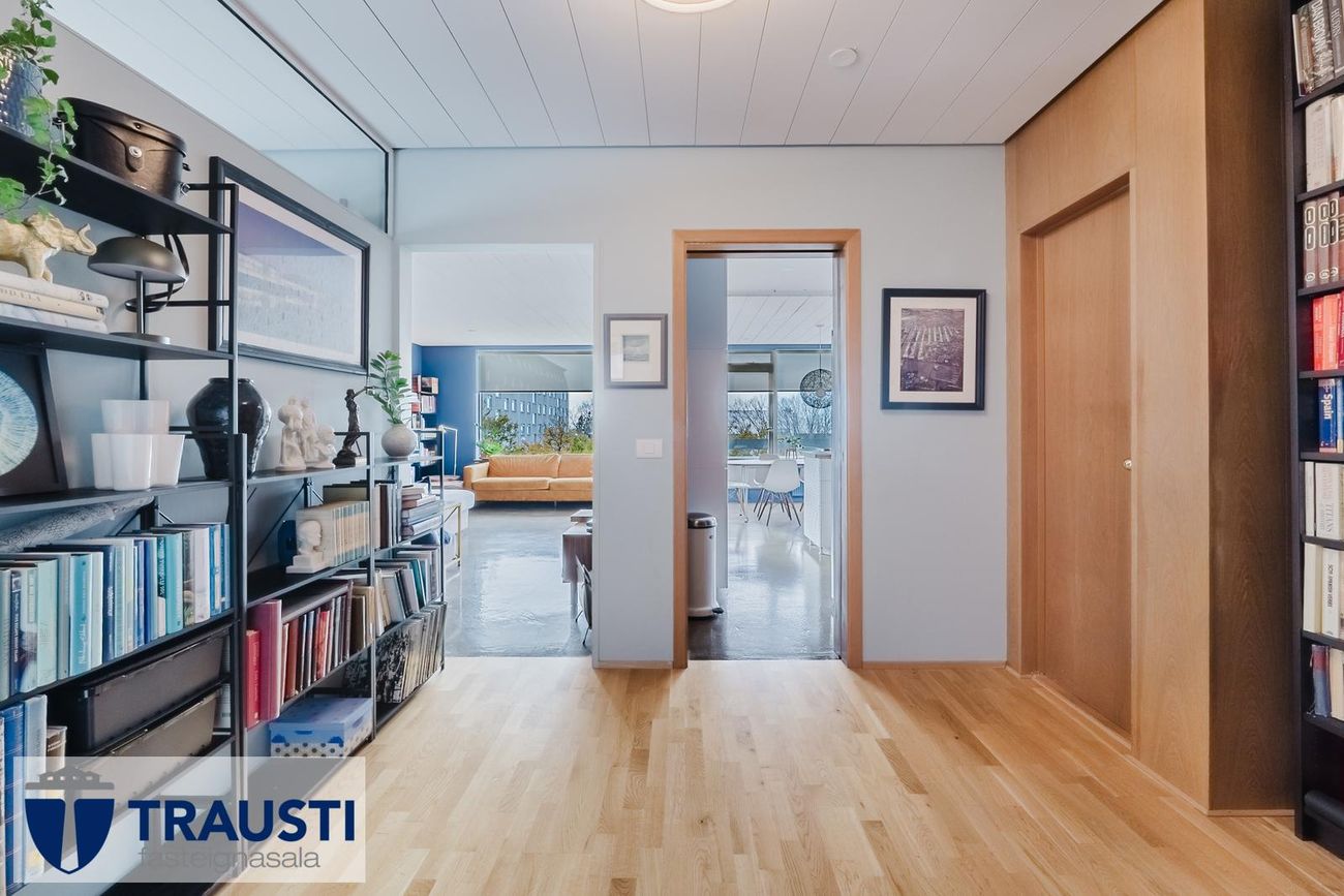 Hagamelur 46, 107 Reykjavík