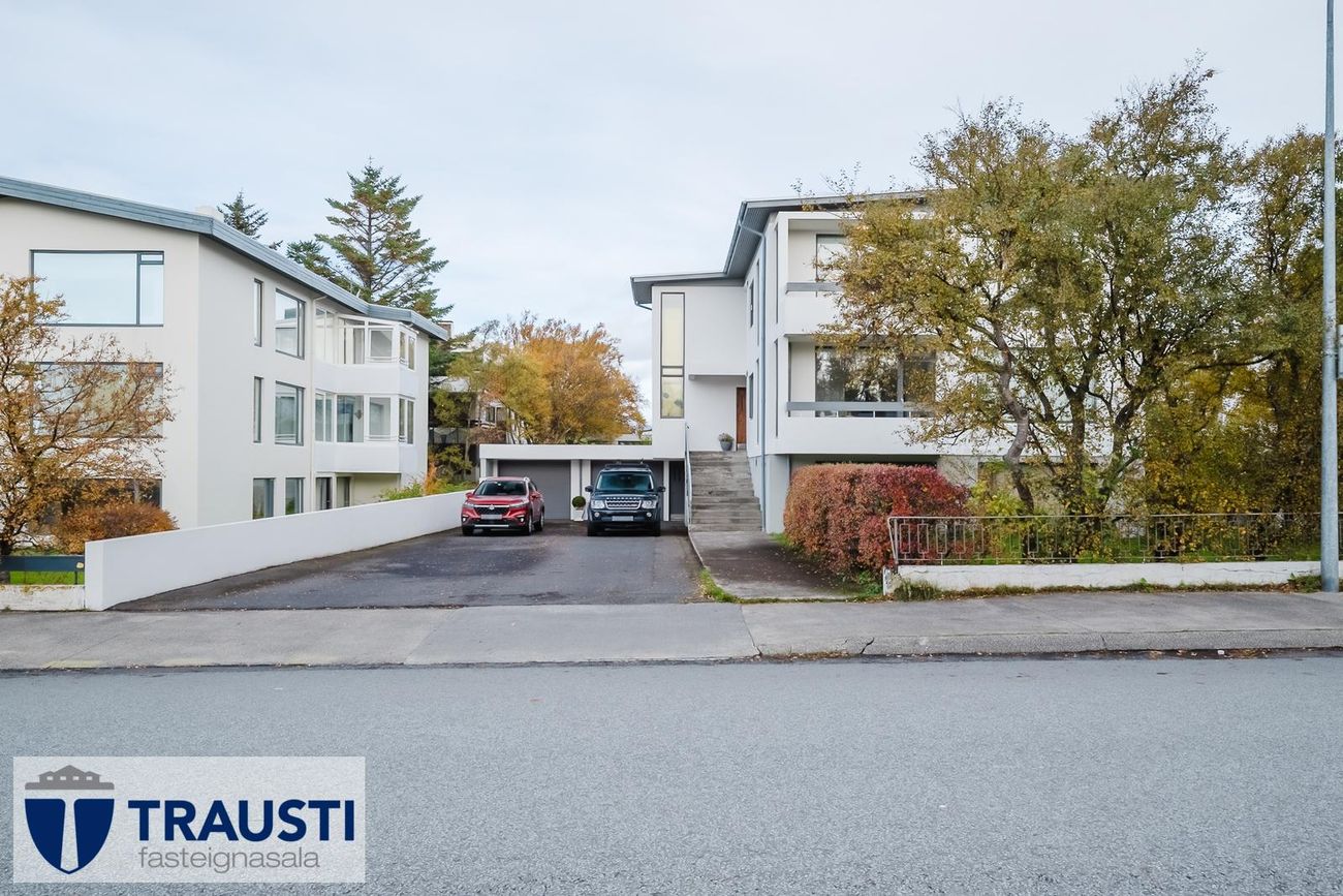 Hagamelur 46, 107 Reykjavík