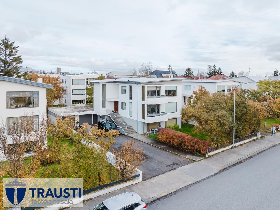 Hagamelur 46, 107 Reykjavík
