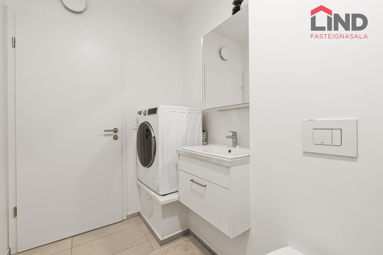 Dugguvogur 7, 104 Reykjavík