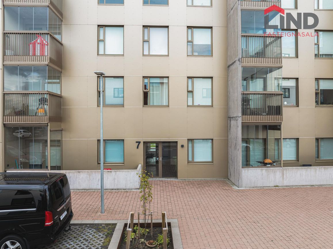Dugguvogur 7, 104 Reykjavík