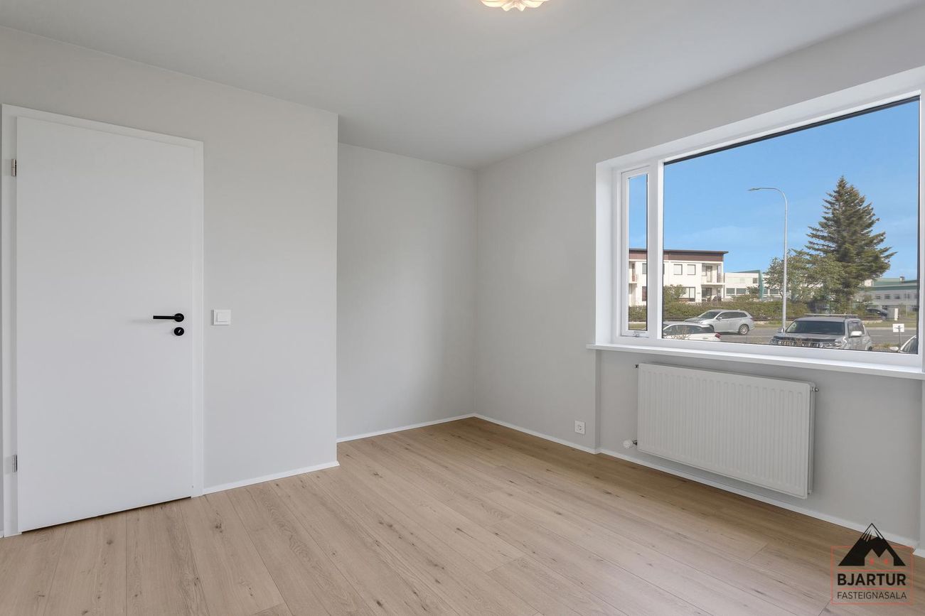 Gnoðarvogur 38, 104 Reykjavík