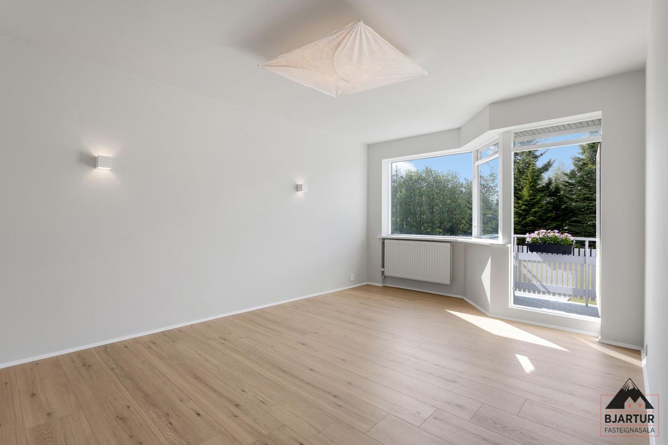 Gnoðarvogur 38, 104 Reykjavík
