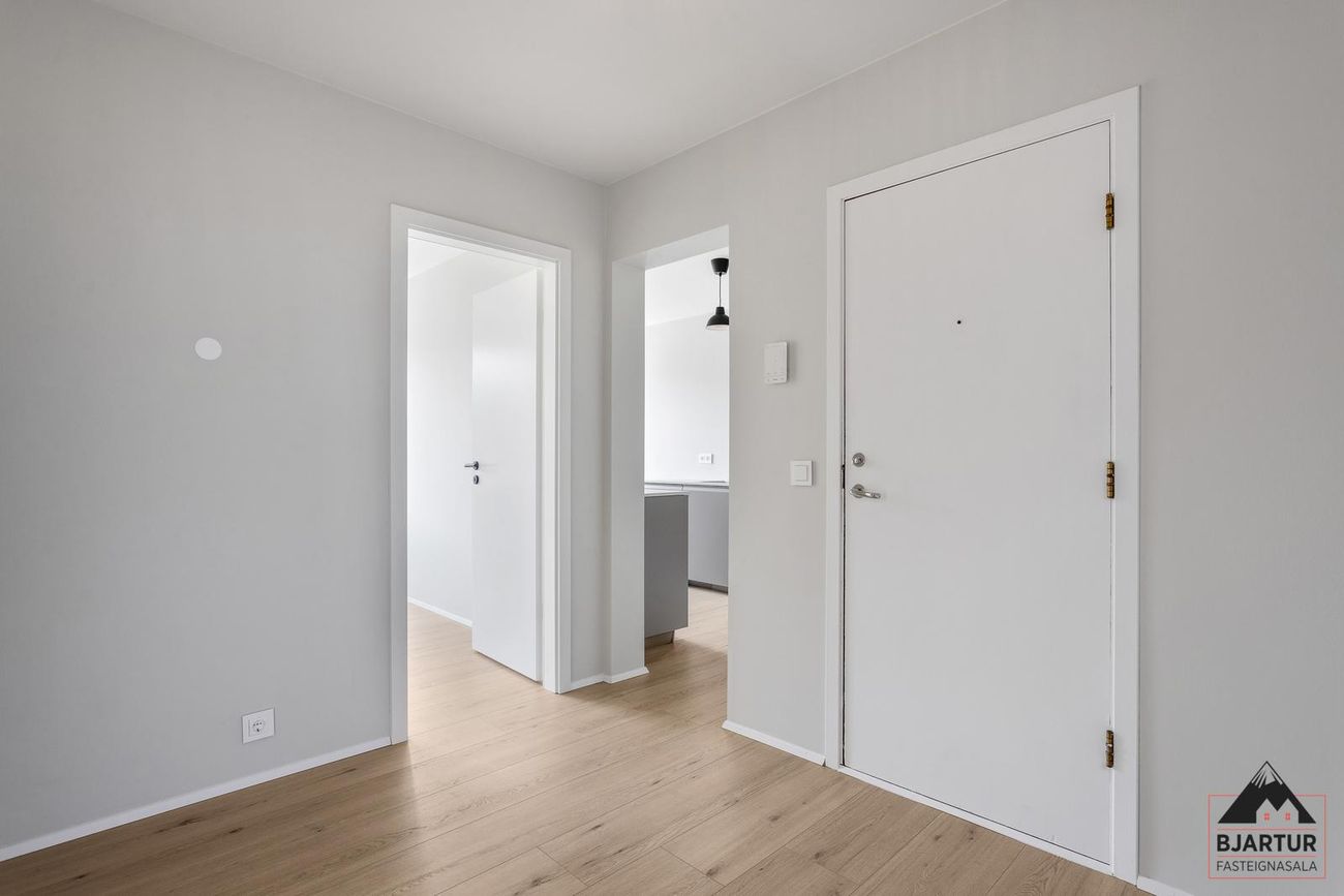 Gnoðarvogur 38, 104 Reykjavík