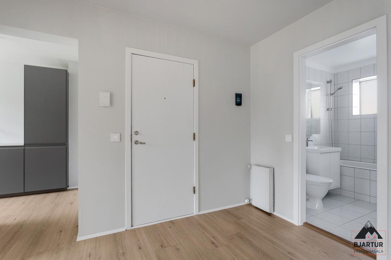 Gnoðarvogur 38, 104 Reykjavík