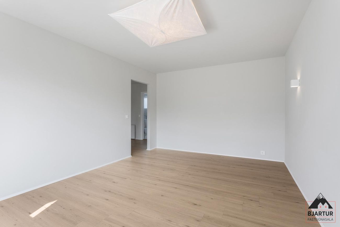 Gnoðarvogur 38, 104 Reykjavík