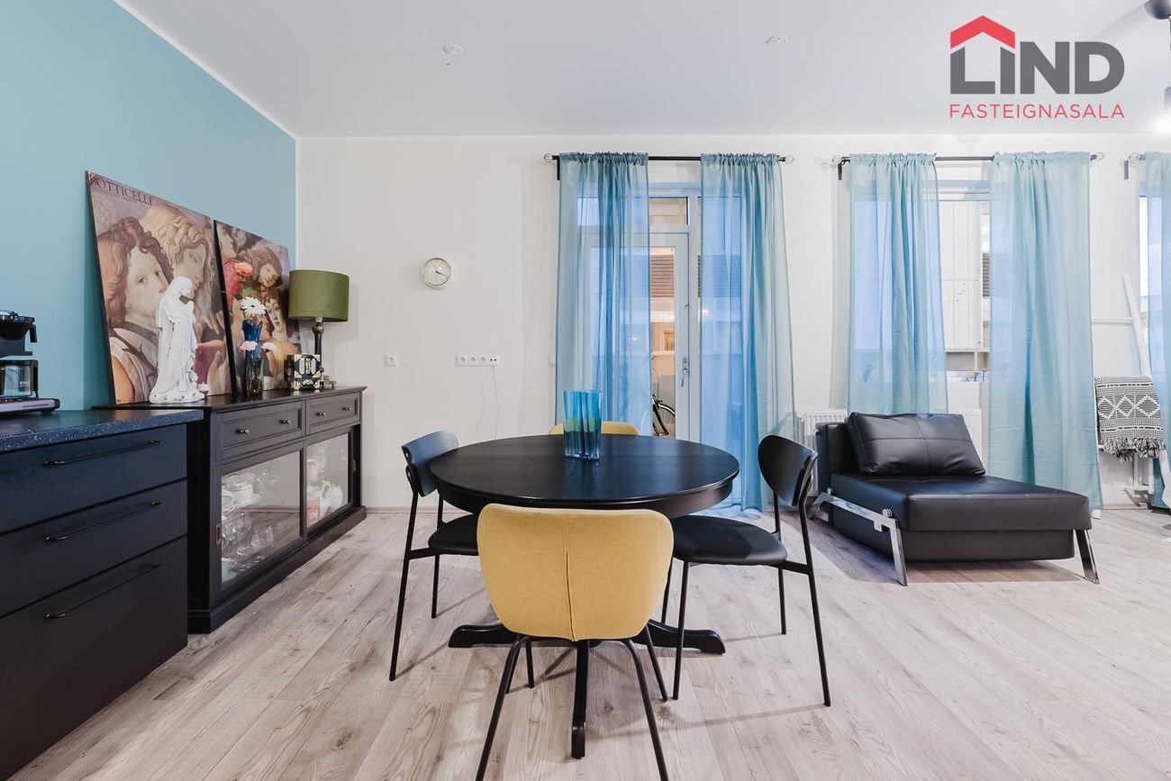 Grensásvegur 12 - 0204, 108 Reykjavík