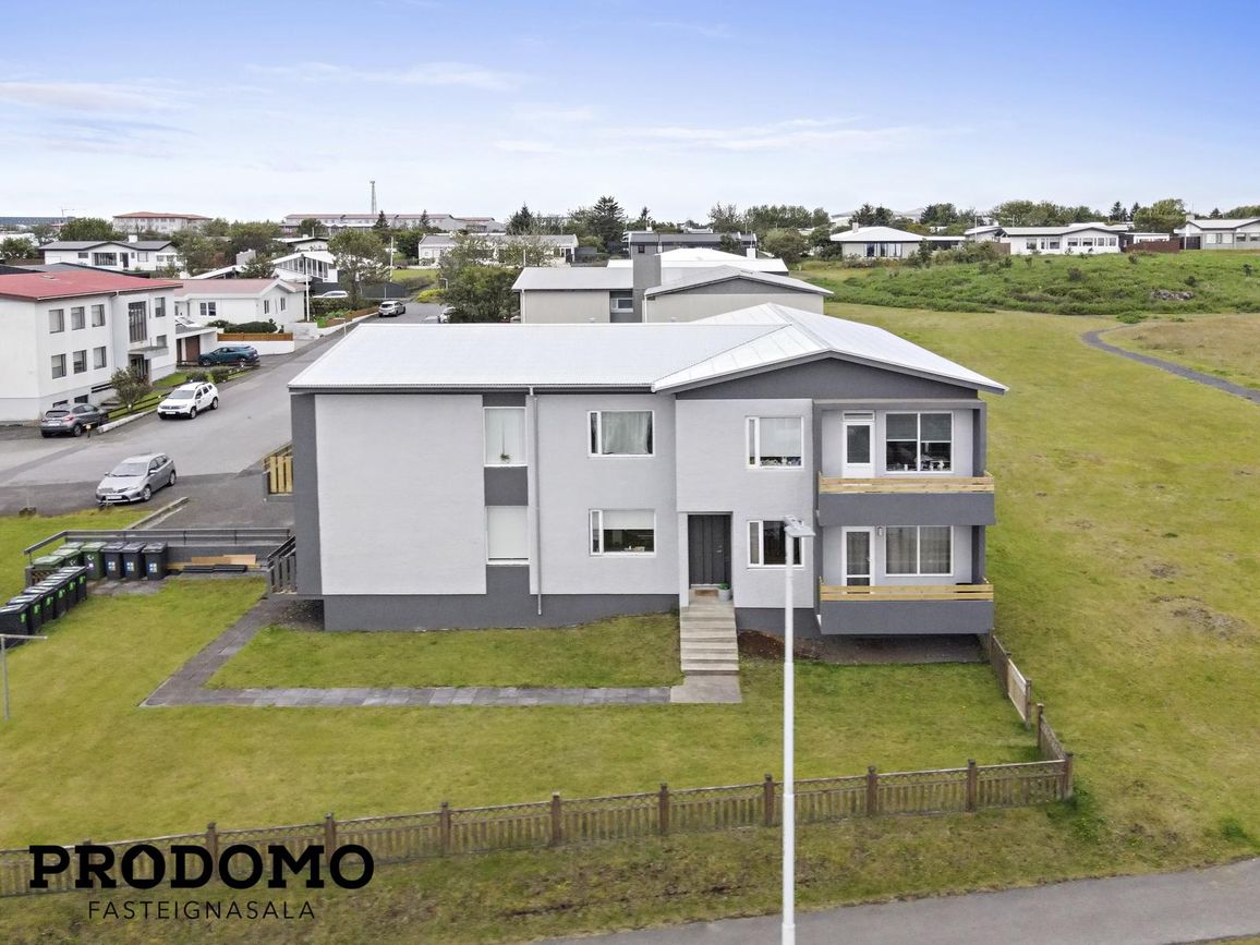 Háteigur 14, 230 Reykjanesbær