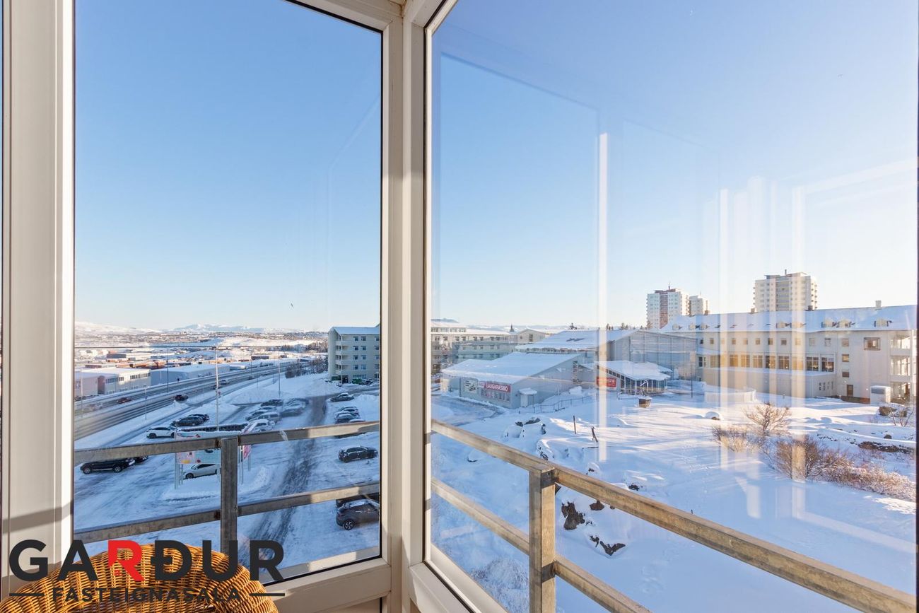 Kleppsvegur 62, 104 Reykjavík