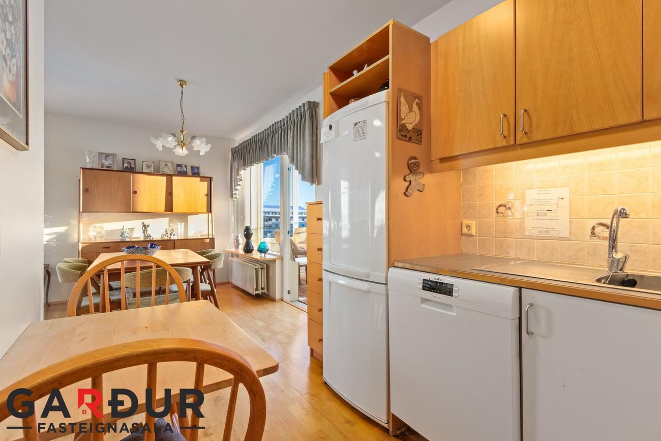Kleppsvegur 62, 104 Reykjavík