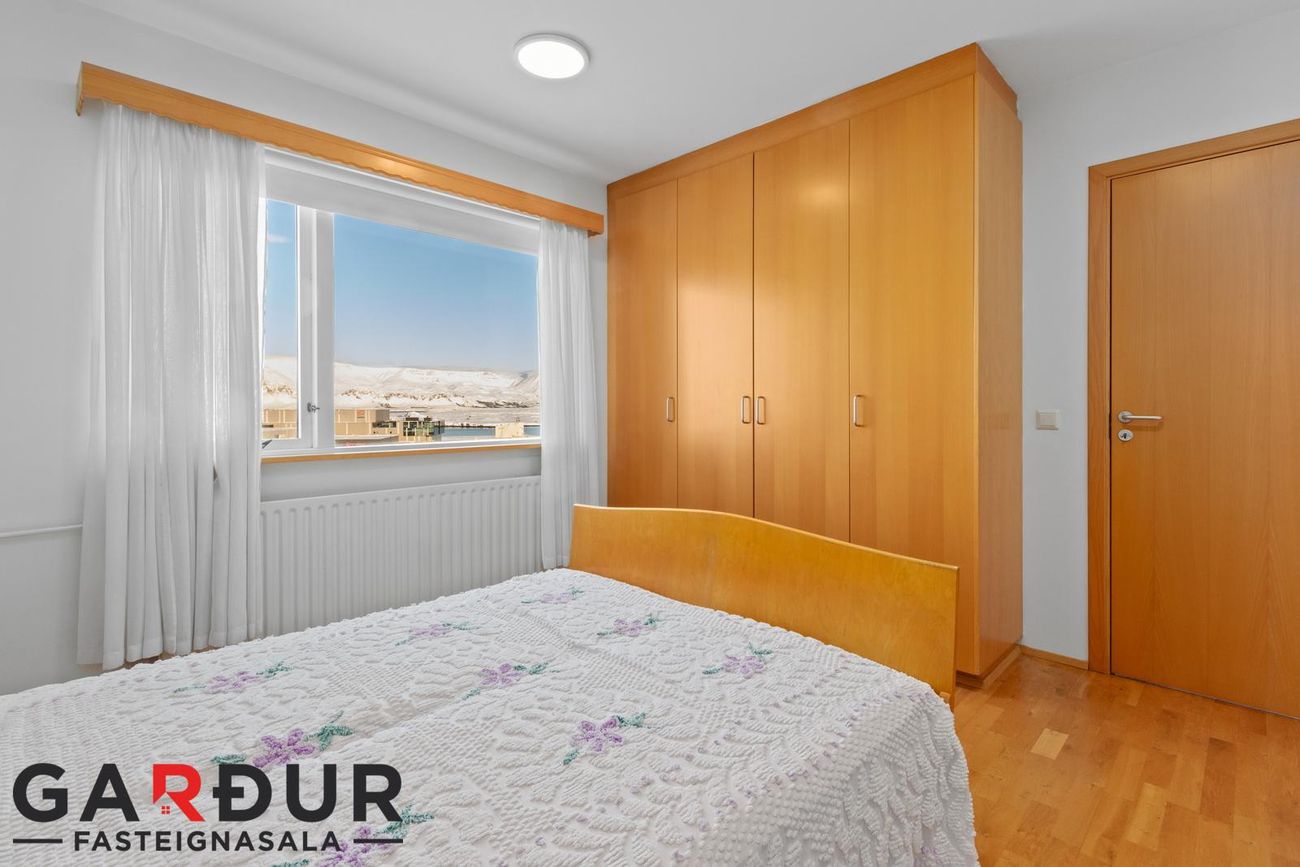 Kleppsvegur 62, 104 Reykjavík