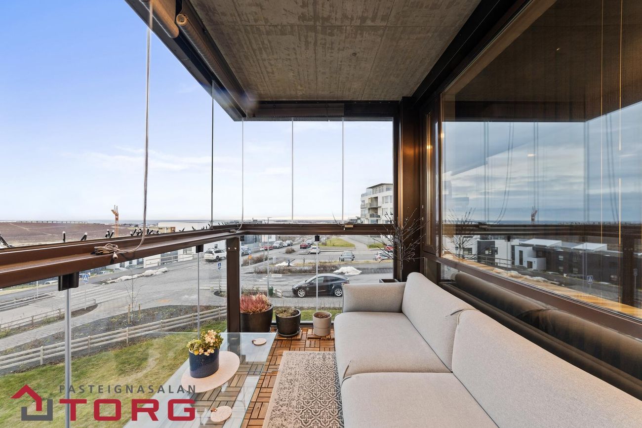 Holtsvegur 53 - 0302, 210 Garðabær