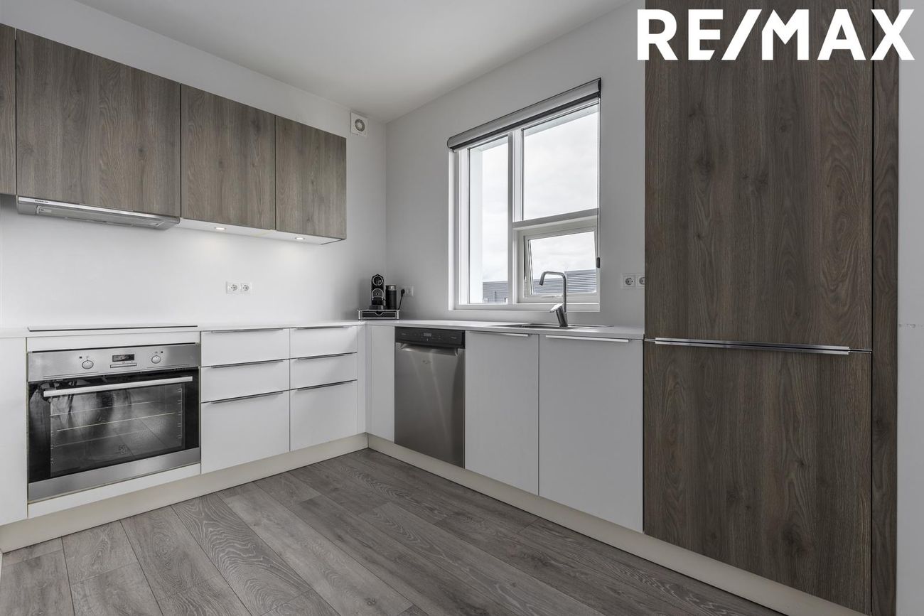 Eskivellir 11 - 0607, 221 Hafnarfjörður