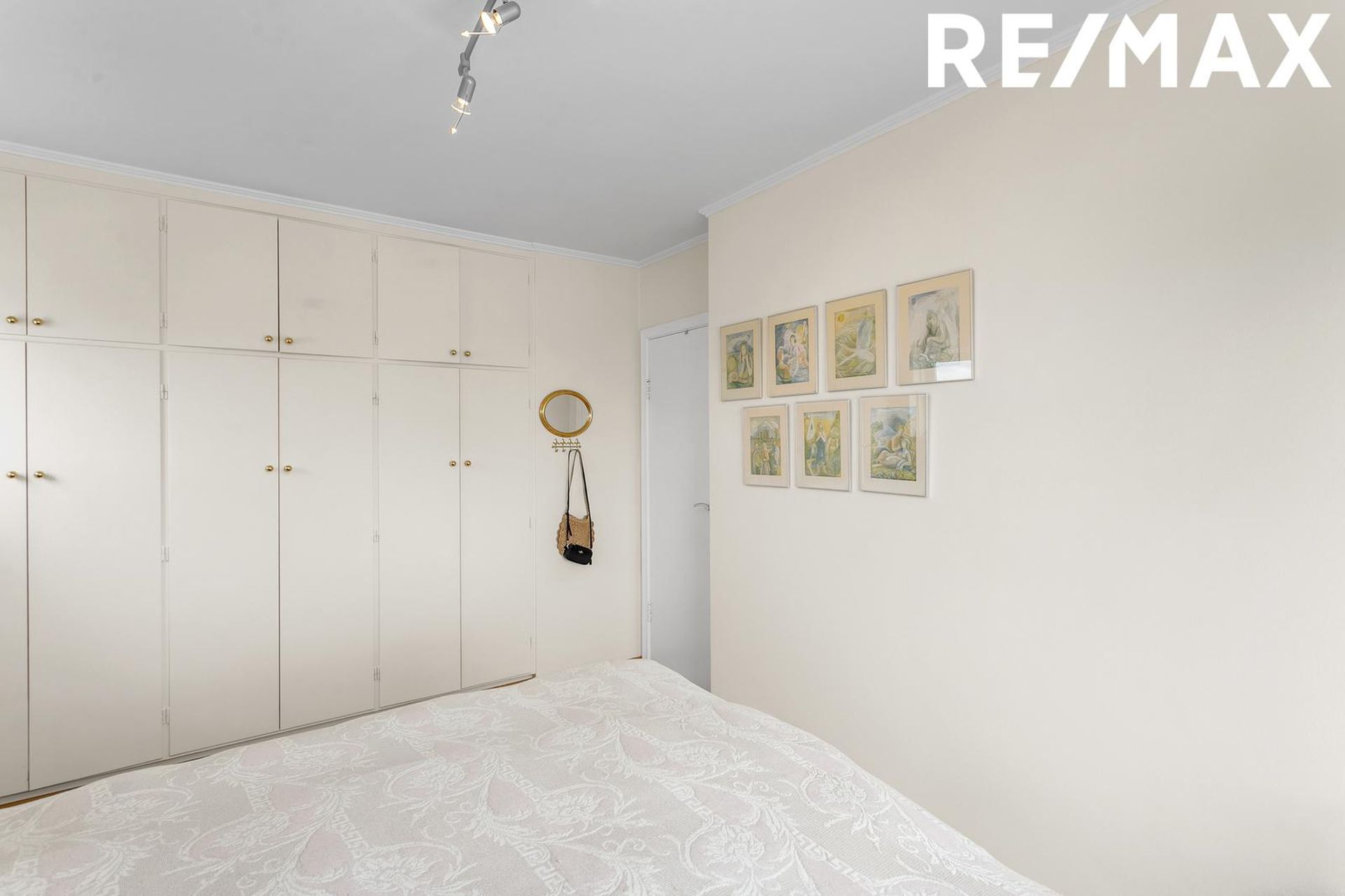 Sólheimar 23, 104 Reykjavík