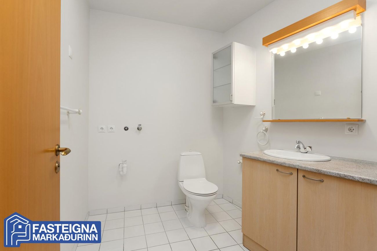 Kirkjulundur 6 - 0101, 210 Garðabær