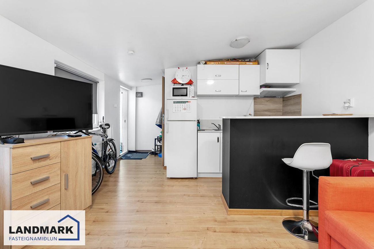 Fagrakinn 8, 220 Hafnarfjörður