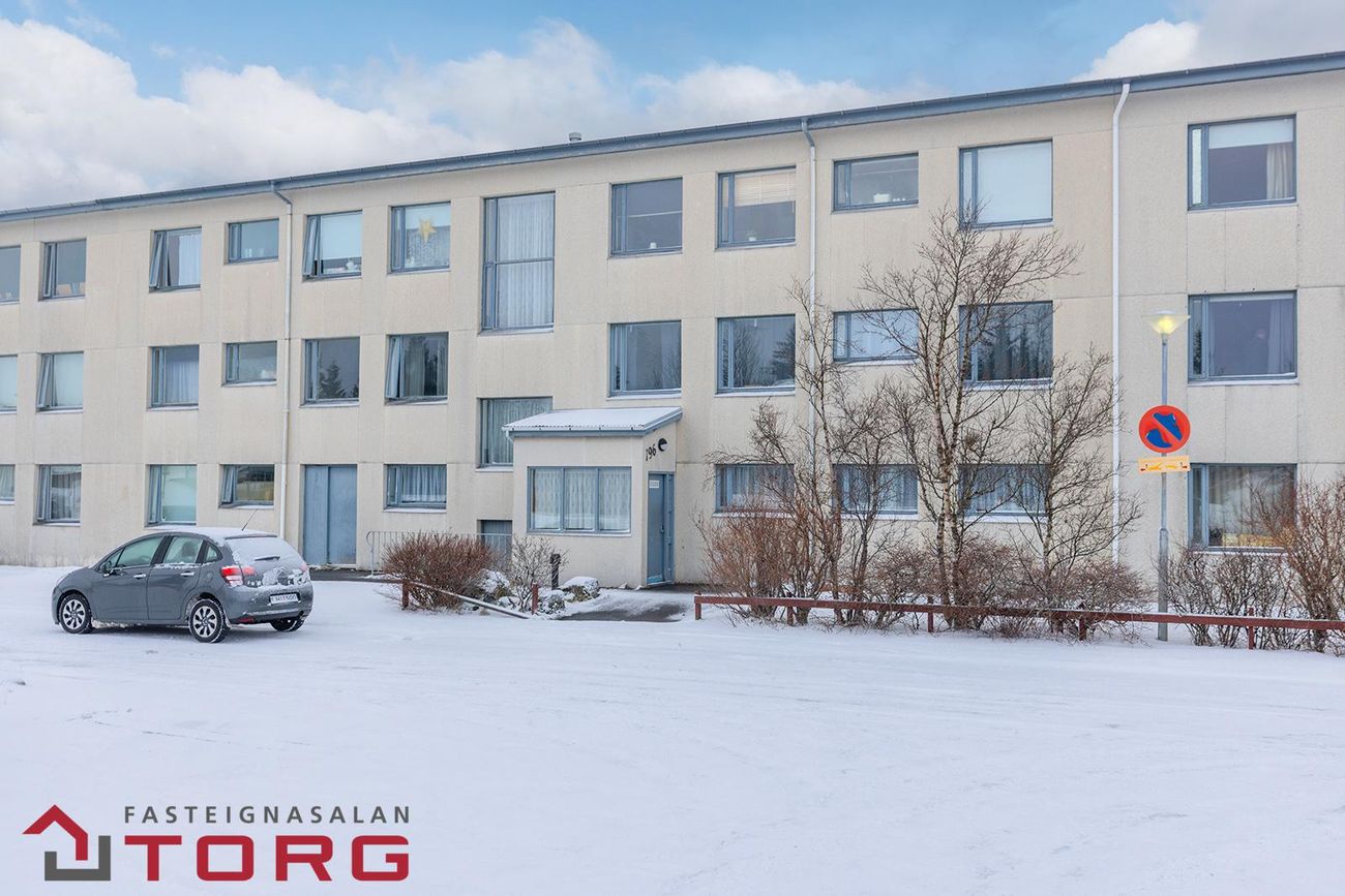 Hraunbær 196 - 0201, 110 Reykjavík