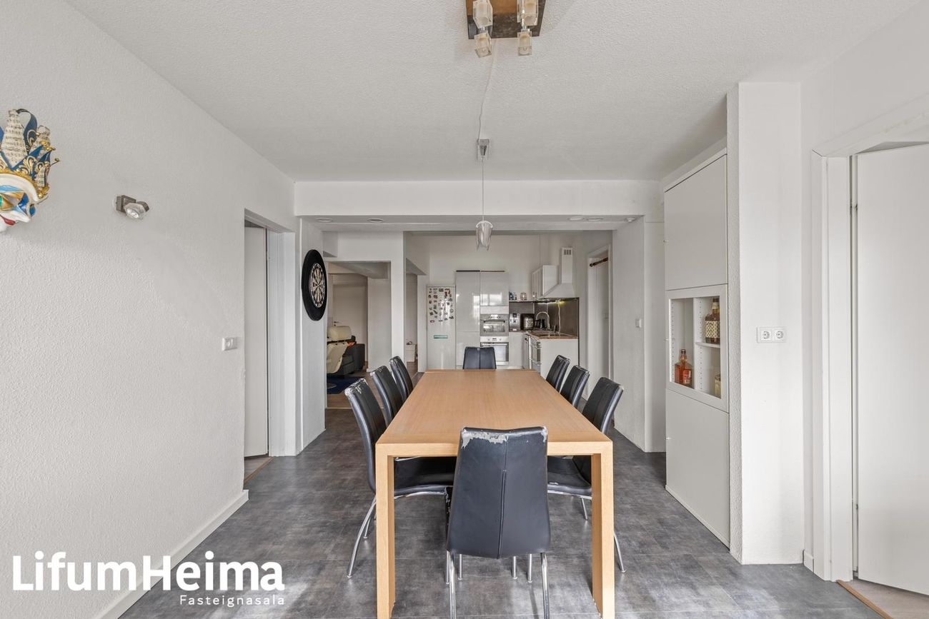 Víkurbraut 13 - 0101, 230 Reykjanesbær