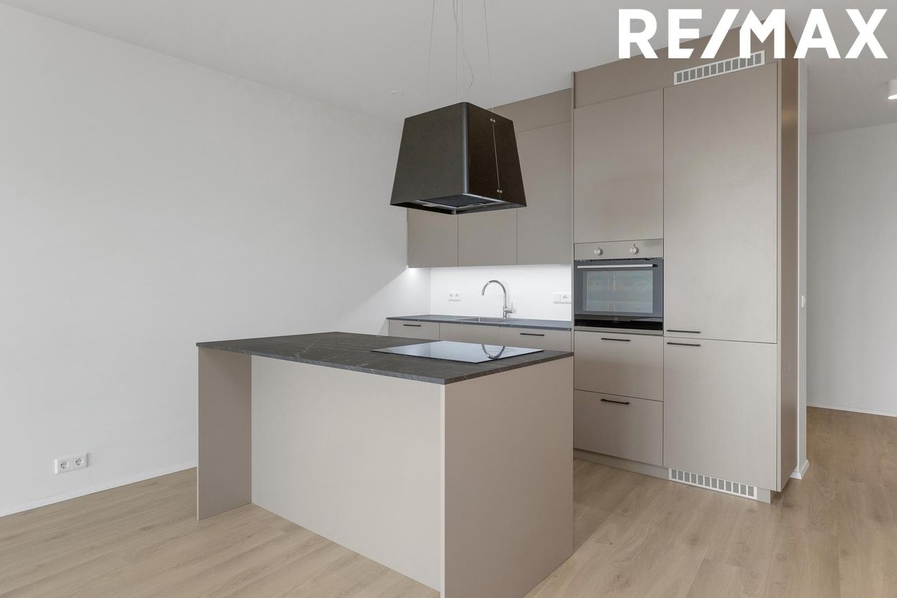 Hringbraut 120, 101 Reykjavík