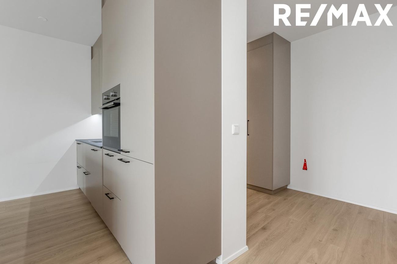 Hringbraut 120, 101 Reykjavík