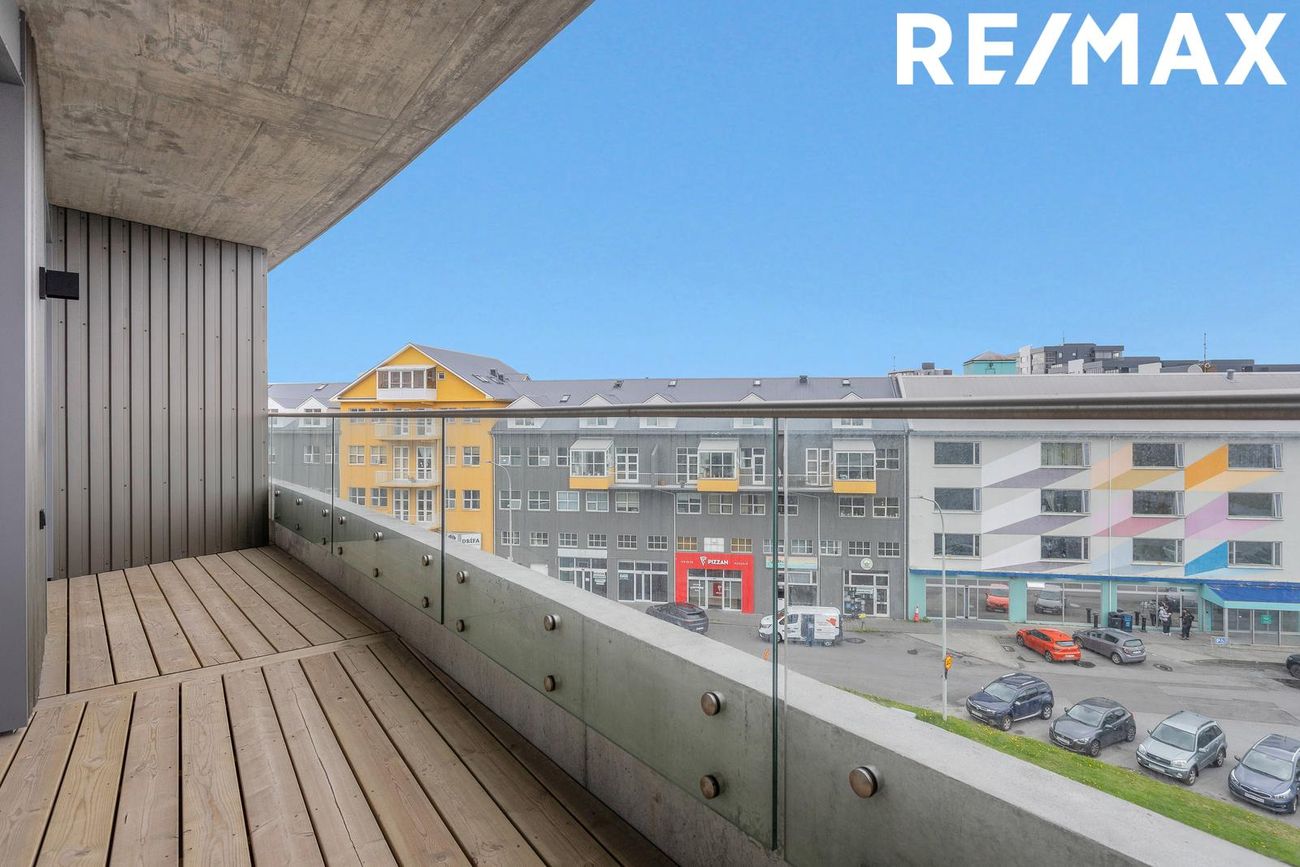 Hringbraut 120, 101 Reykjavík