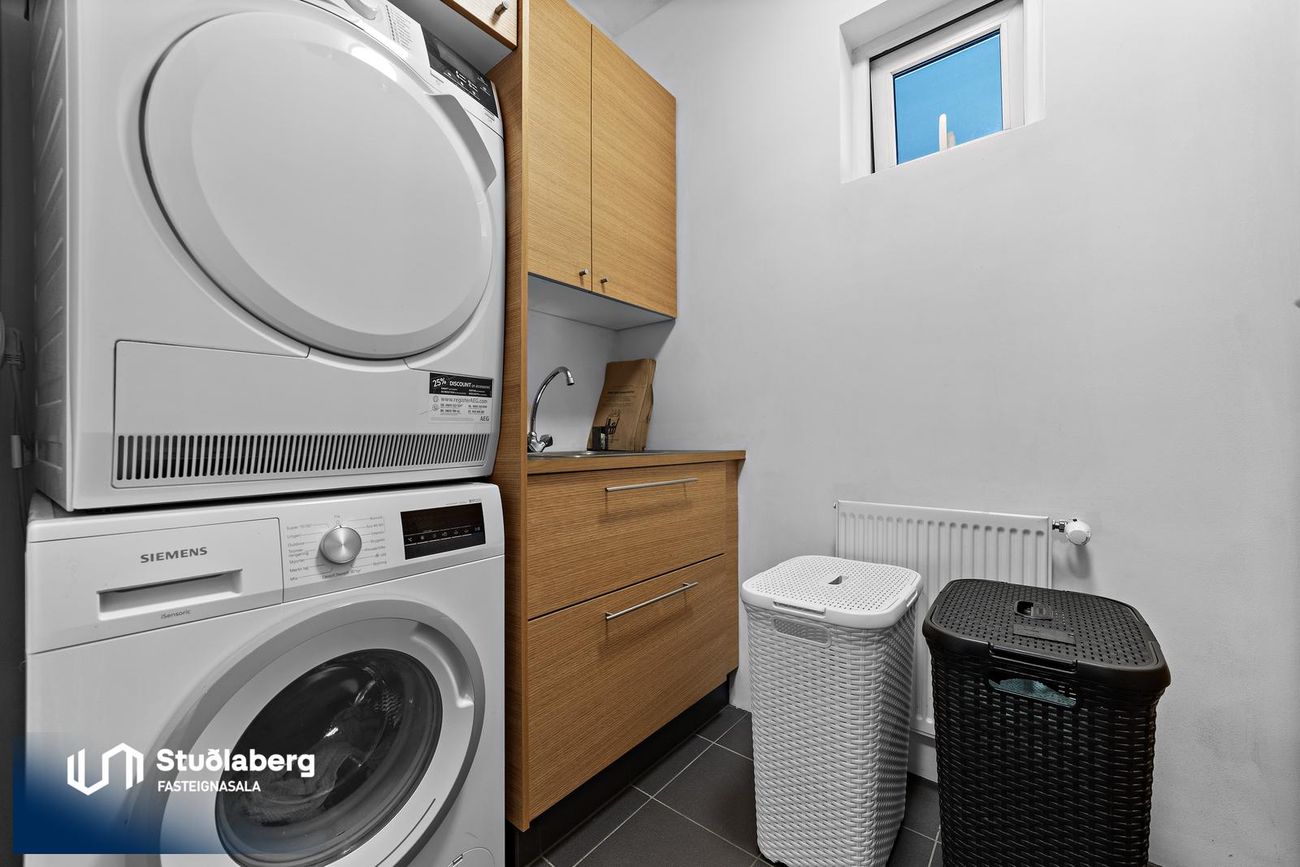 Krossmói 5, 260 Reykjanesbær