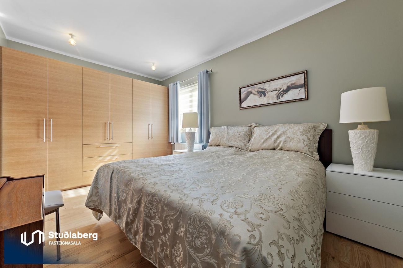 Krossmói 5, 260 Reykjanesbær