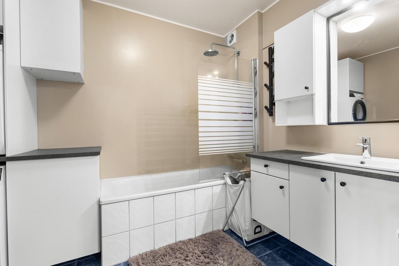 Kríuás 47 - 0305, 221 Hafnarfjörður