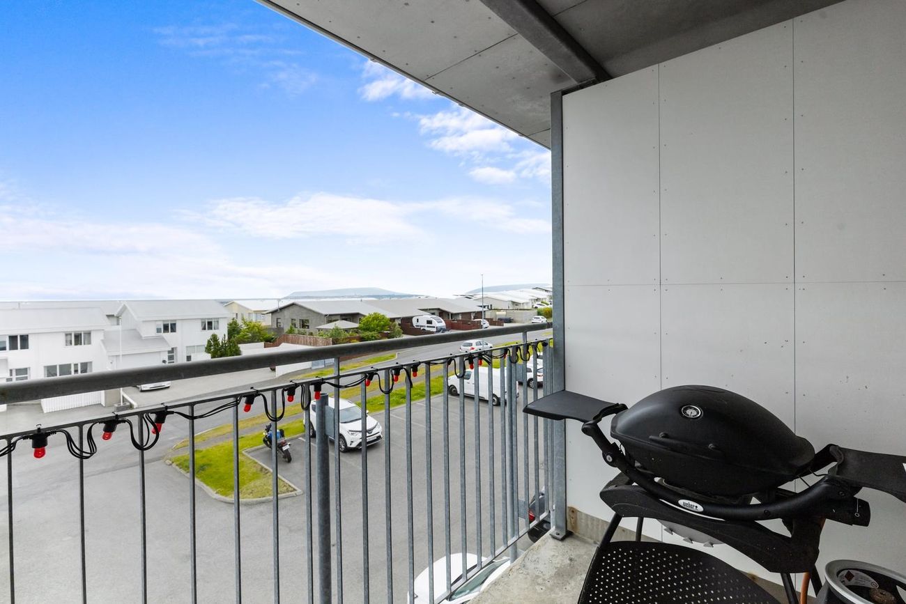 Kríuás 47 - 0305, 221 Hafnarfjörður