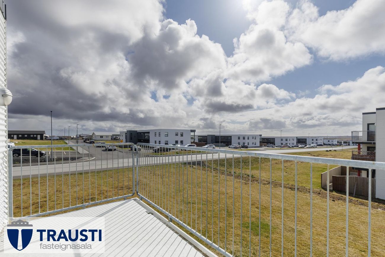 Reynidalur 1, 260 Reykjanesbær