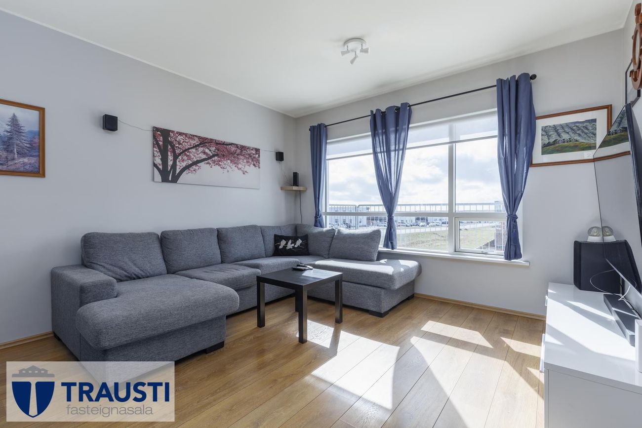 Reynidalur 1, 260 Reykjanesbær