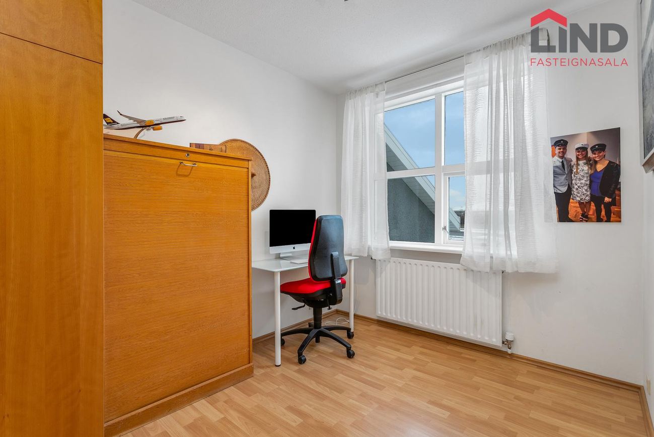 Rauðhamrar 3, 112 Reykjavík