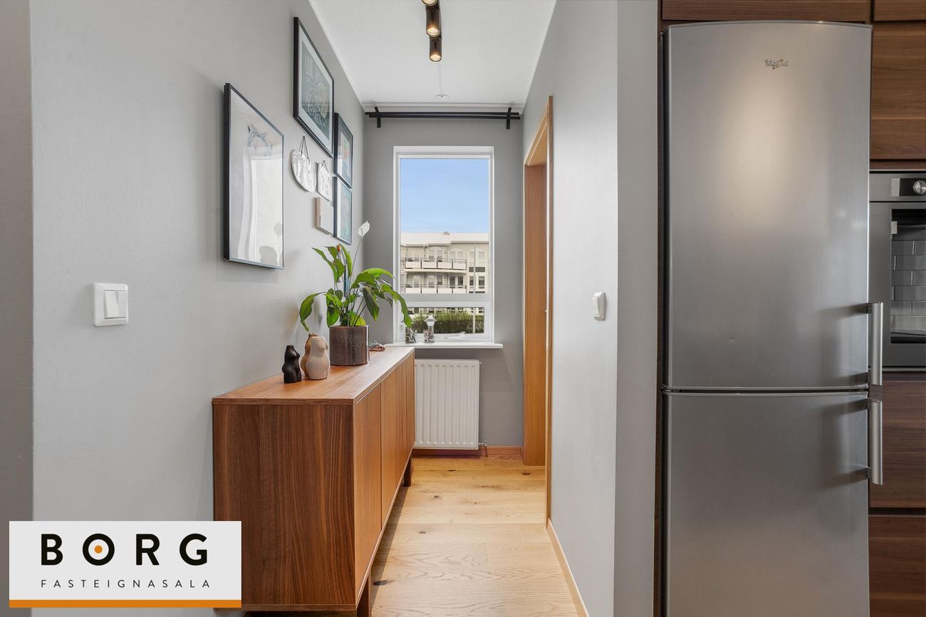 Lindasmári 9, 201 Kópavogur