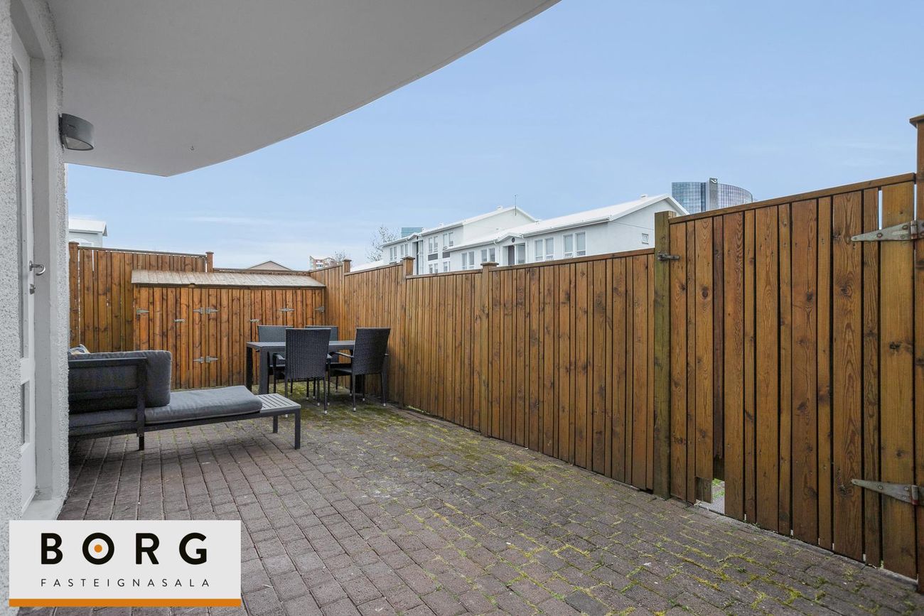 Lindasmári 9, 201 Kópavogur