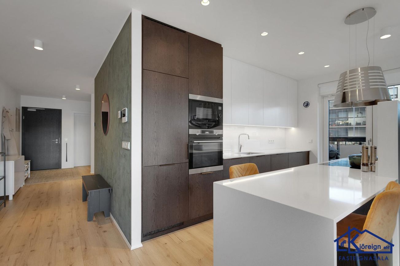 Naustavör 42, 200 Kópavogur