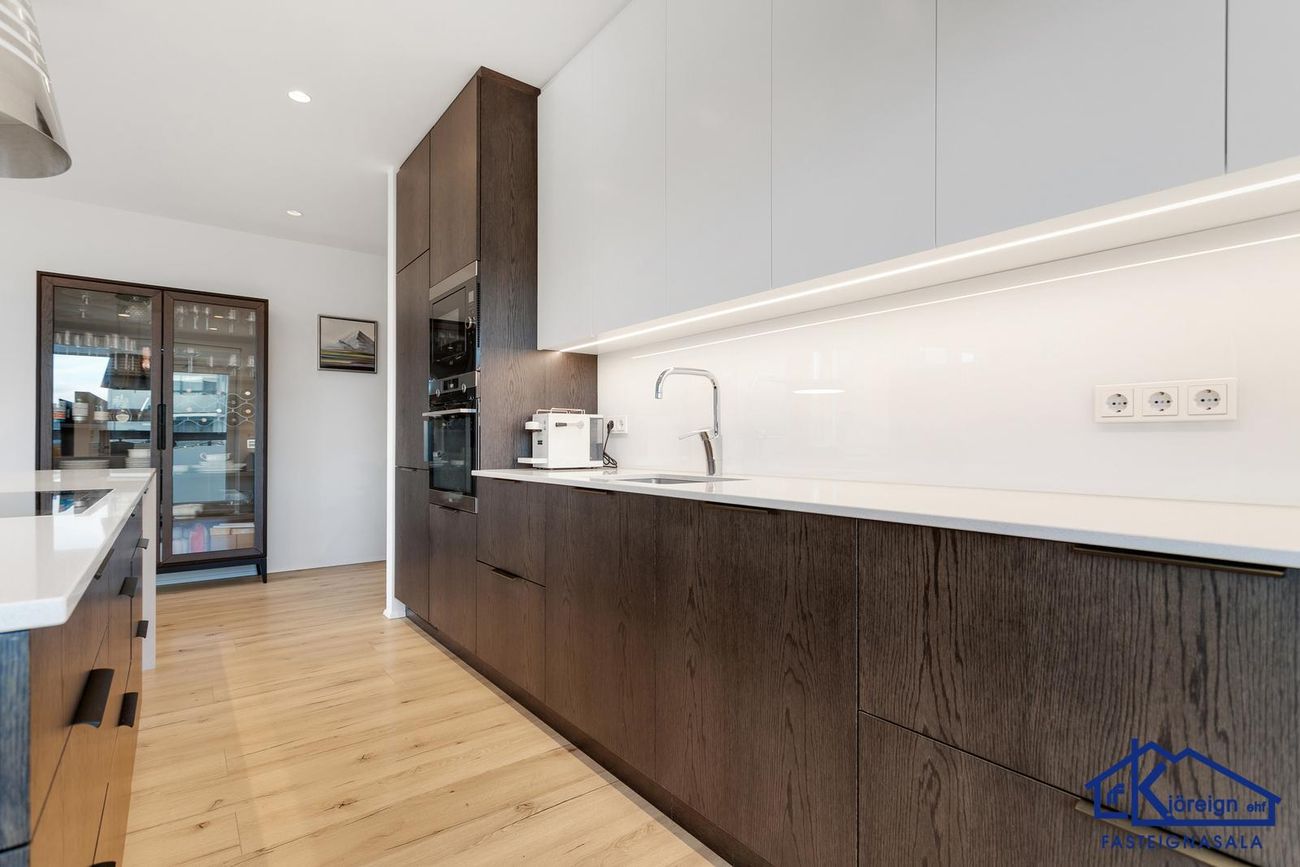 Naustavör 42, 200 Kópavogur