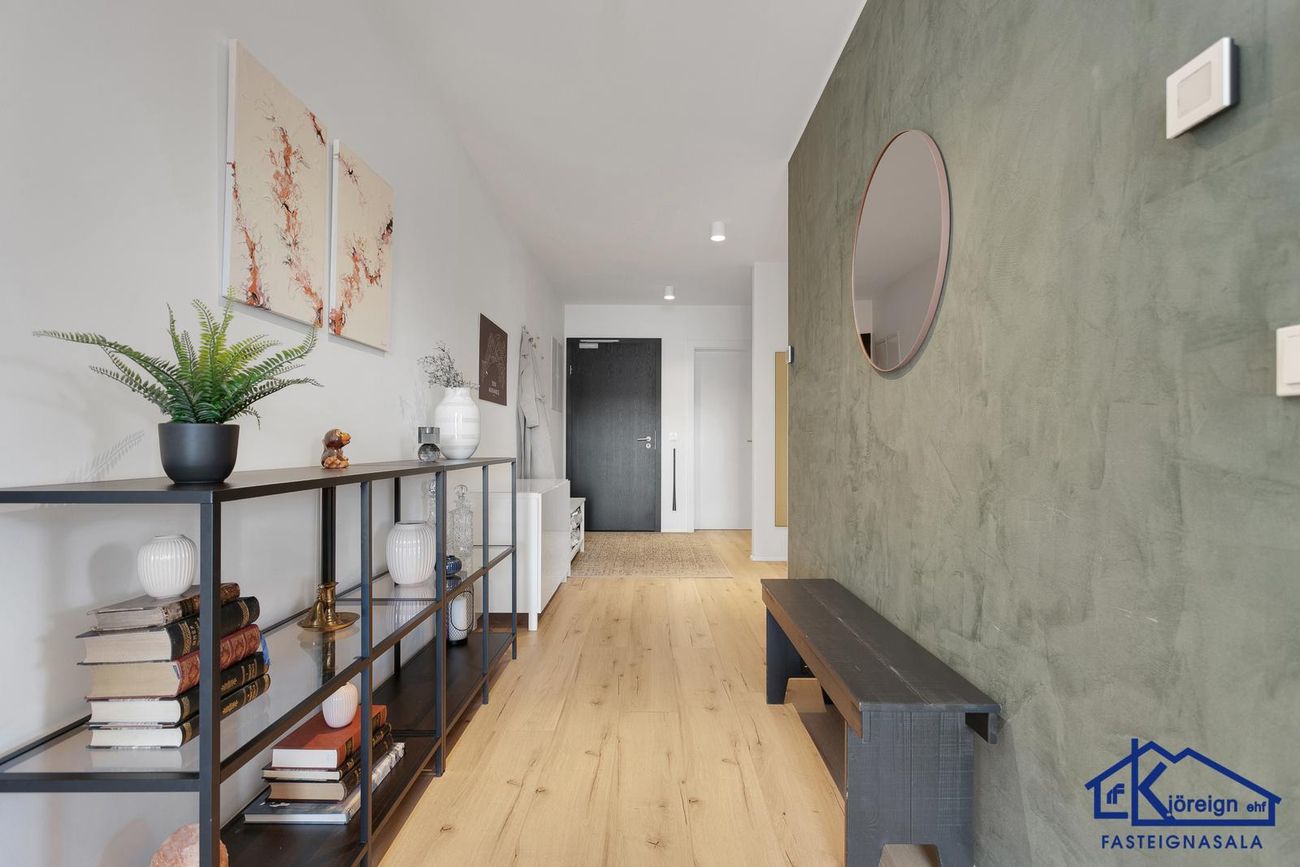 Naustavör 42, 200 Kópavogur