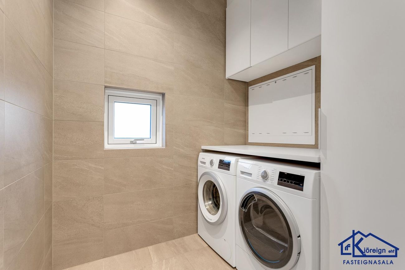 Naustavör 42, 200 Kópavogur