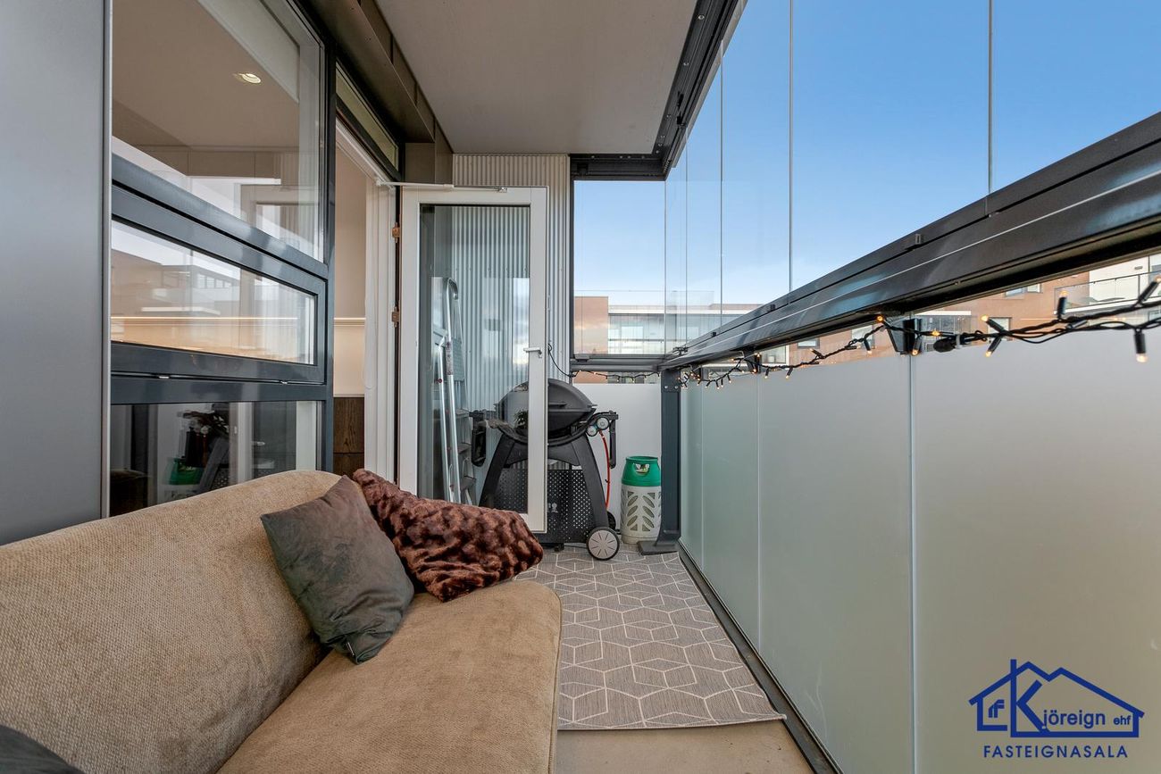 Naustavör 42, 200 Kópavogur