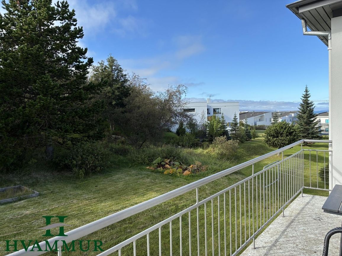 Þórunnarstræti 129, 600 Akureyri