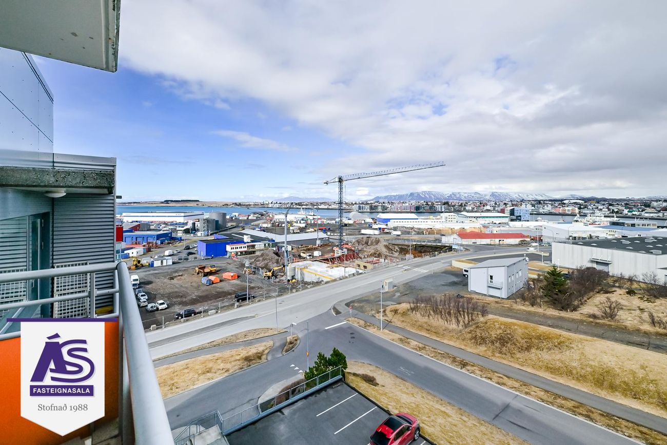 Skipalón 6 - 0605, 220 Hafnarfjörður