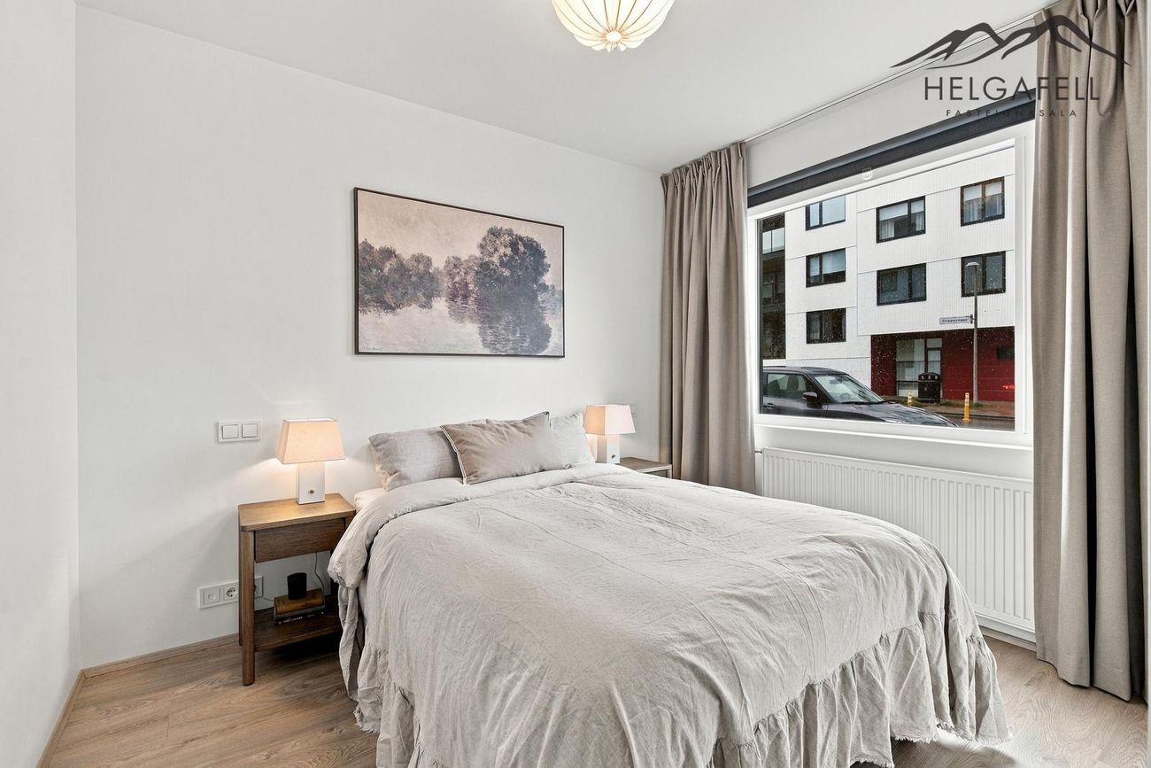 Dugguvogur 9, 104 Reykjavík